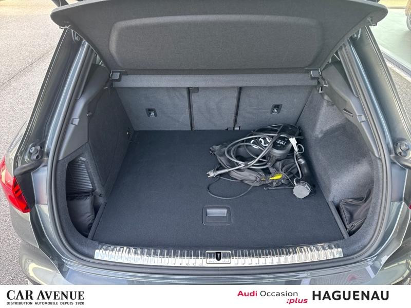 Occasion AUDI Q3 45 TFSI e 245 S line S tronic 6 CAMERA SIEGES AV CHAUFFANTS ATTELAGE HAYON ELEC JANTES 19' PACK E 2024 Gris Daytona nacré 43989 € à Haguenau