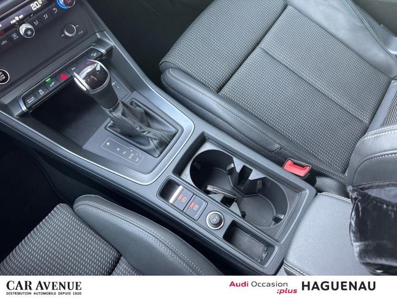 Occasion AUDI Q3 45 TFSI e 245 S line S tronic 6 CAMERA SIEGES AV CHAUFFANTS ATTELAGE HAYON ELEC JANTES 19' PACK E 2024 Gris Daytona nacré 43989 € à Haguenau