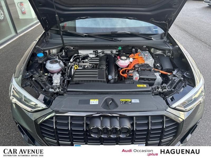 Occasion AUDI Q3 45 TFSI e 245 S line S tronic 6 CAMERA SIEGES AV CHAUFFANTS ATTELAGE HAYON ELEC JANTES 19' PACK E 2024 Gris Daytona nacré 43989 € à Haguenau