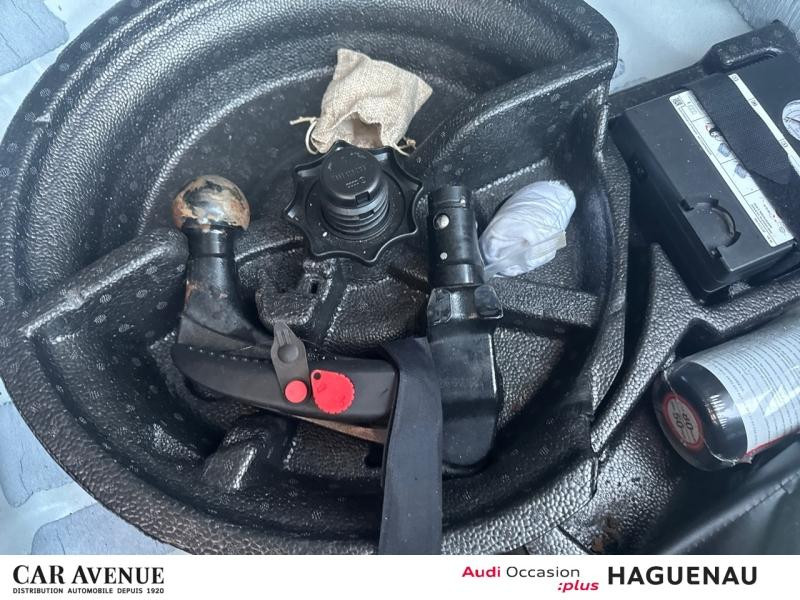 Occasion AUDI A3 Sportback 30 TFSI 110 Mild Hybrid S line S tronic 7 CAMERA LED AVEC CLIGNOTANTS DYNAMIQUES ECLAIR 2021 Blanc 24989 € à Haguenau