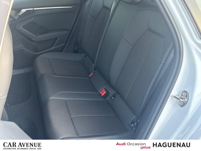 Occasion AUDI A3 Sportback 30 TFSI 110 Mild Hybrid S line S tronic 7 CAMERA LED AVEC CLIGNOTANTS DYNAMIQUES ECLAIR 2021 Blanc 24989 € à Haguenau