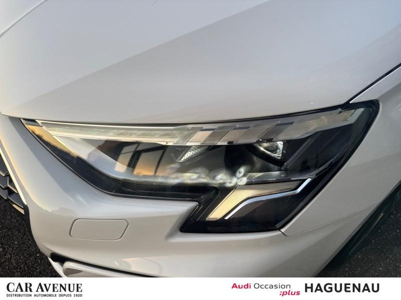Occasion AUDI A3 Sportback 30 TFSI 110 Mild Hybrid S line S tronic 7 CAMERA LED AVEC CLIGNOTANTS DYNAMIQUES ECLAIR 2021 Blanc 24989 € à Haguenau