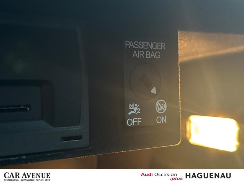 Occasion AUDI Q3 Sportback 35 TFSI 150 S line S tronic 7 CAMERA DE RECUL LEDS VOLANT MEPLAT AVEC PALETTES 2020 Blanc Glacier métallisé 29989 € à Haguenau