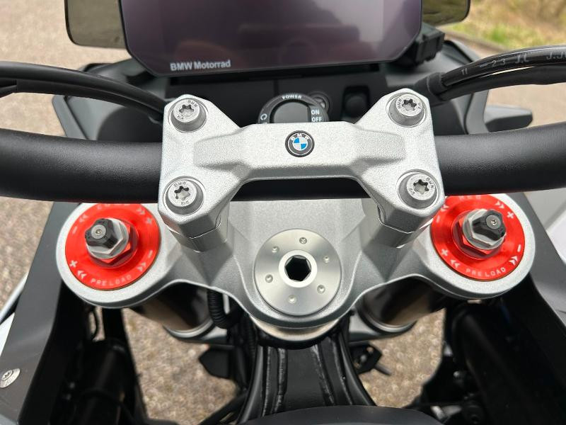 Occasion BMW F F 900 GS 2024 Light White / Racing Blue / Racing Red 15990 € à Épinal