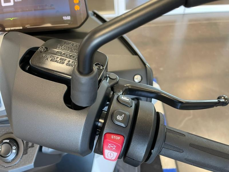 Used BMW C C 400 GT Euro 5+ 2025 Diamond white metallic € 10390 in Épinal