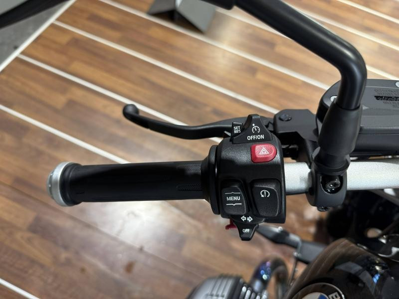 Used BMW R R 1200 NineT 2023 Gris € 13599 in Épinal