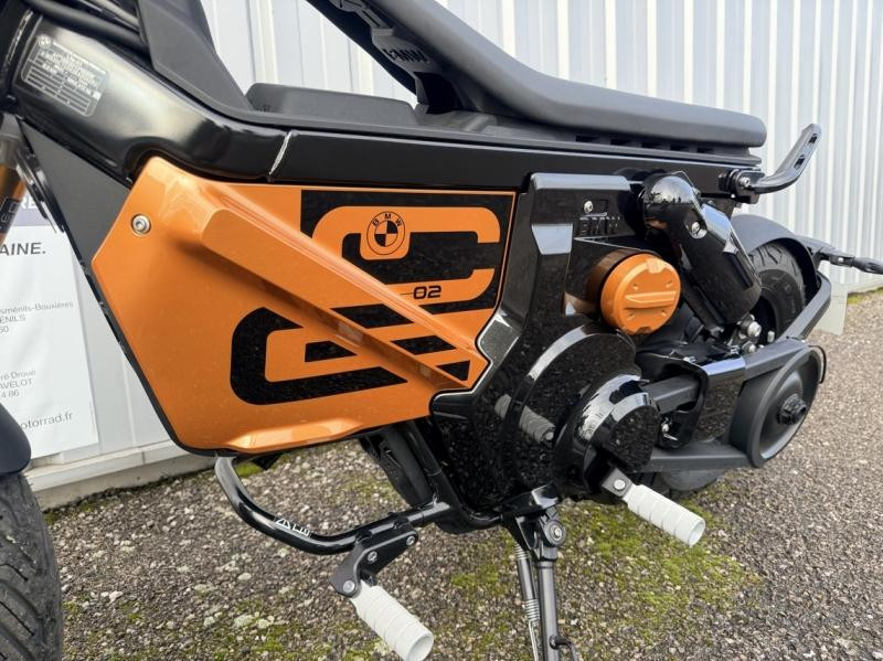Used BMW C CE02 2025 Cosmic black uni € 9990 in Épinal
