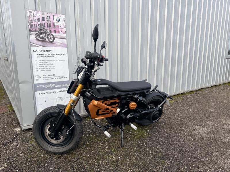 Used BMW C CE02 2025 Cosmic black uni € 9990 in Épinal