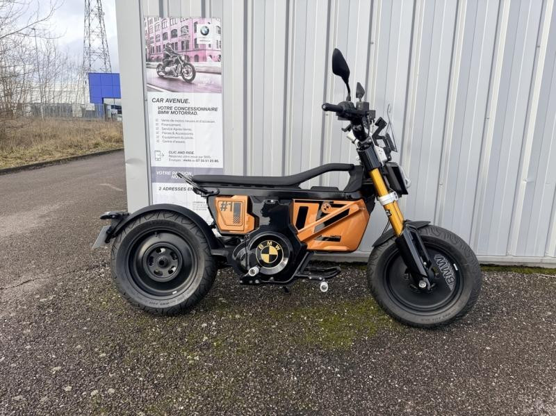 Used BMW C CE02 2025 Cosmic black uni € 9990 in Épinal