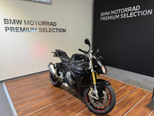 Used BMW S S 1000 R 2017 Racing red/Black storm metallic € 9,500 in Lesménils
