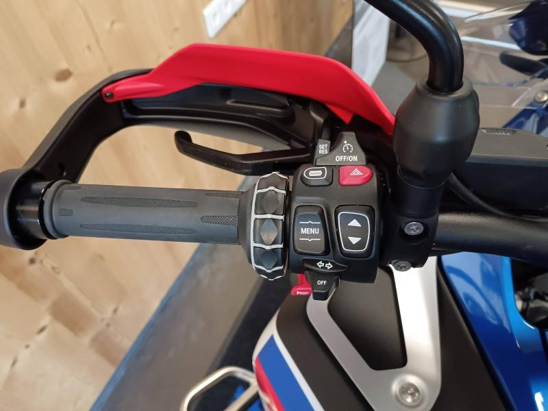 Occasion BMW R R 1300 GS Adventure 2024 Racing Blue Metallic 28900 € à Lesménils