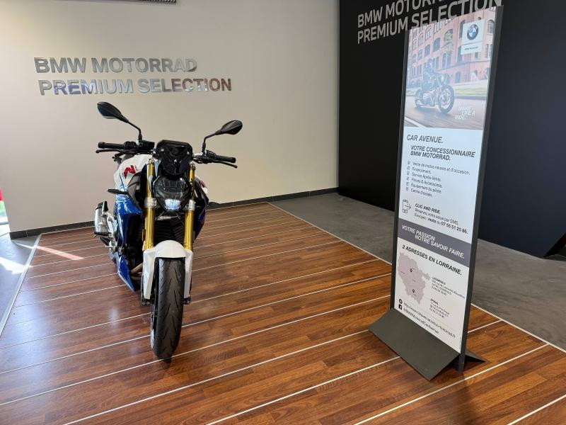 Occasion BMW F F 900 R 2022 Style Sport (Racing Blue) 8500 € à Lesménils