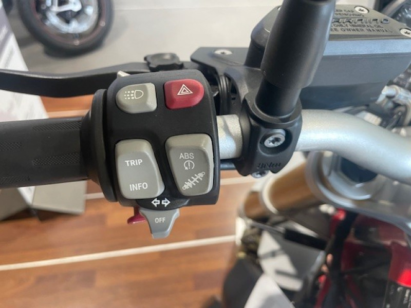 Occasion BMW R R 1200 R Sport 2016 Blanc 10500 € à Lesménils