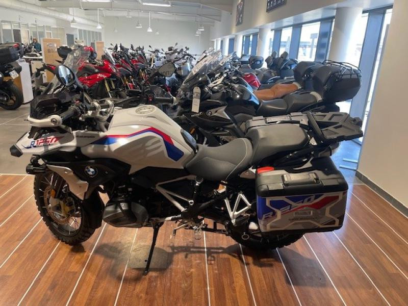 Occasion BMW R R 1250 GS 2023 Light White / Racing Blue/ Racing Red 19990 € à Lesménils