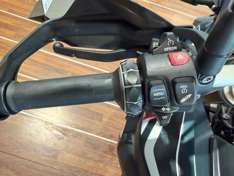 Occasion BMW F F 850 GS Exclusive 2018 Pollux metallic mat 8499 € à Lesménils