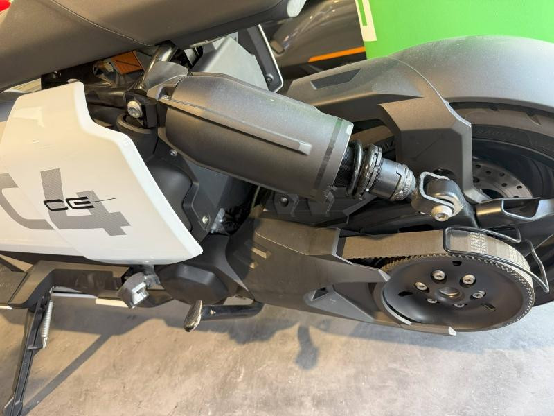 Occasion BMW C CE04 2024 Light White Uni 8490 € à Lesménils