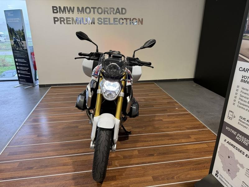 Occasion BMW R R 1250 R 2022 Light White / Racing Blue/ Racing Red 14990 € à Lesménils