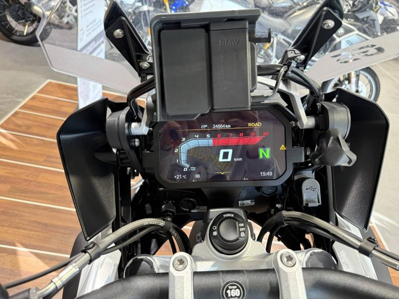 Occasion BMW R R 1250 GS 2022 Light White / Racing Blue/ Racing Red 17990 € à Lesménils