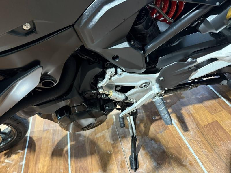 Occasion BMW F F 900 XR A2 2022 Style Triple Black (Black Storm 2) 10999 € à Lesménils