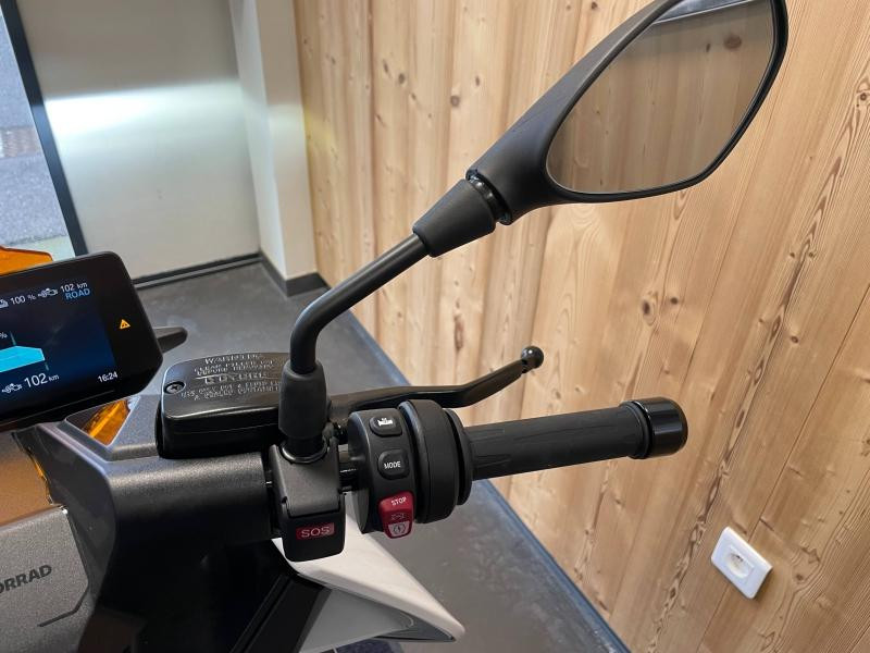 Occasion BMW C CE04 11kW 2025 Light White Uni 11499 € à Lesménils