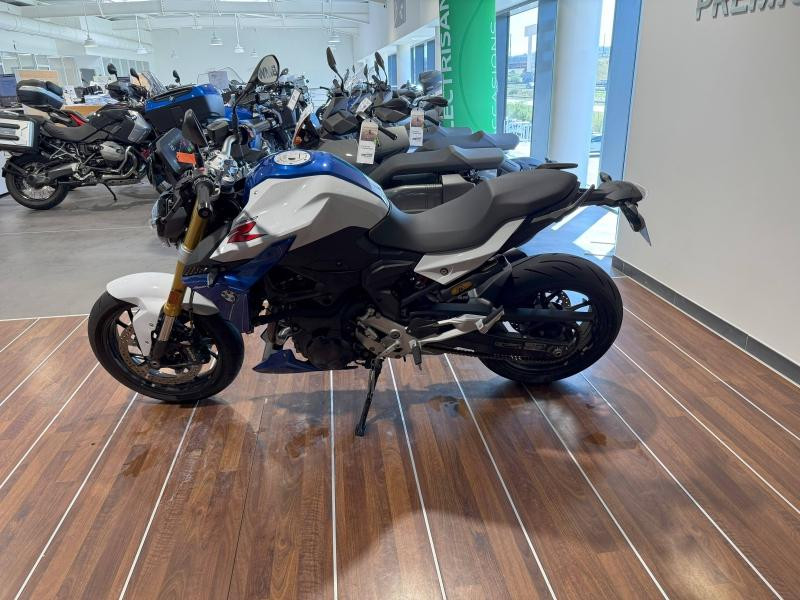 Occasion BMW F F 900 R 2022 Style Sport (Racing Blue) 7490 € à Lesménils