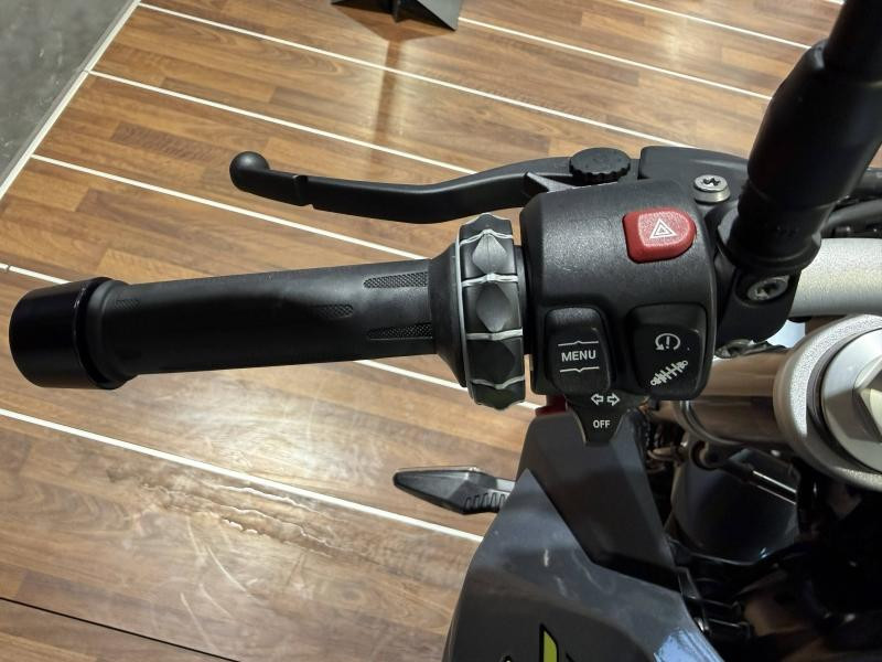 Used BMW F F 900 R 2022 Style Exclusive (Bluestone) € 5700 in Lesménils