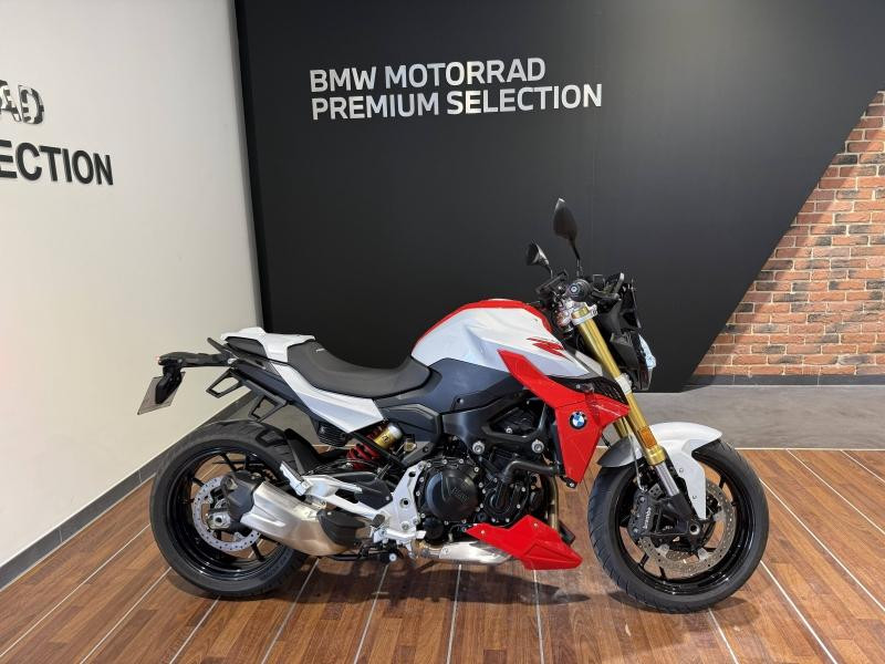 Used BMW F F 900 R A2 2021 Hockenheim Silver Metallic / Racing Red € 7500 in Lesménils