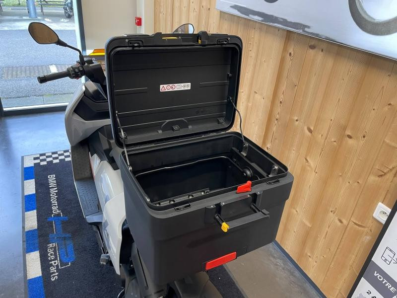 Occasion BMW C CE04 11kW 2025 Light White Uni 10999 € à Lesménils