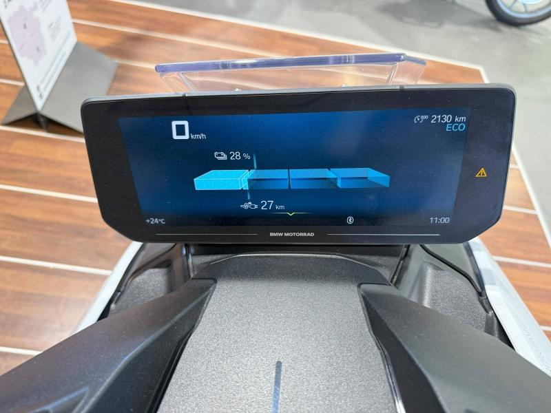 Used BMW C CE04 11kW 2022 Light White Uni € 6999 in Lesménils