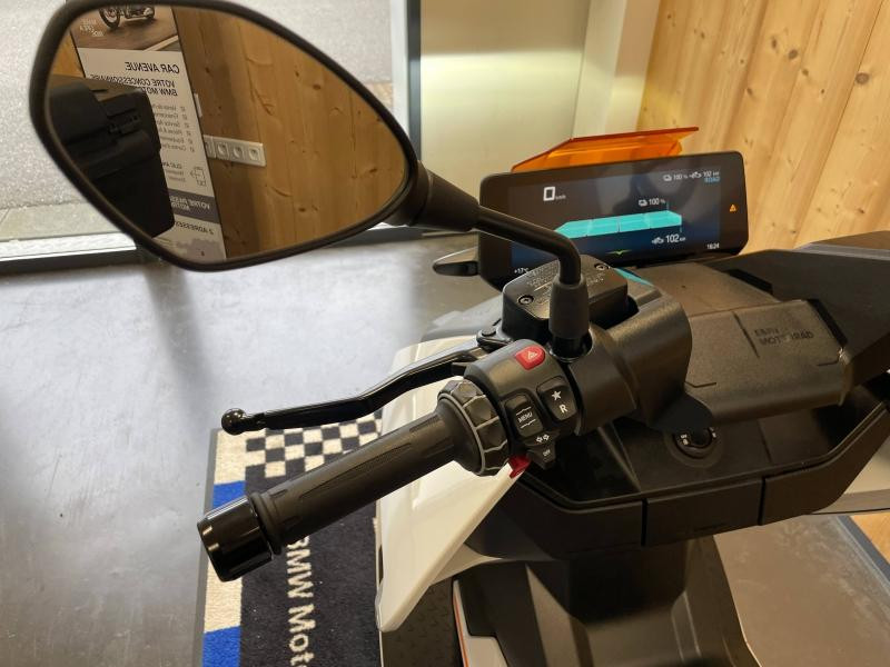 Occasion BMW C CE04 11kW 2025 Light White Uni 10999 € à Lesménils