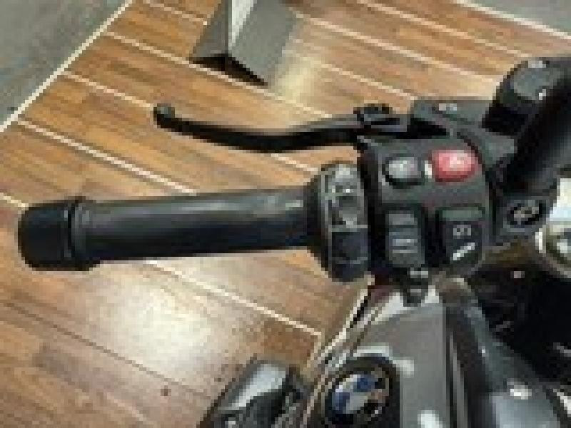 Used BMW R R 1250 R 2021 Mineral Grey Metallic € 10990 in Lesménils