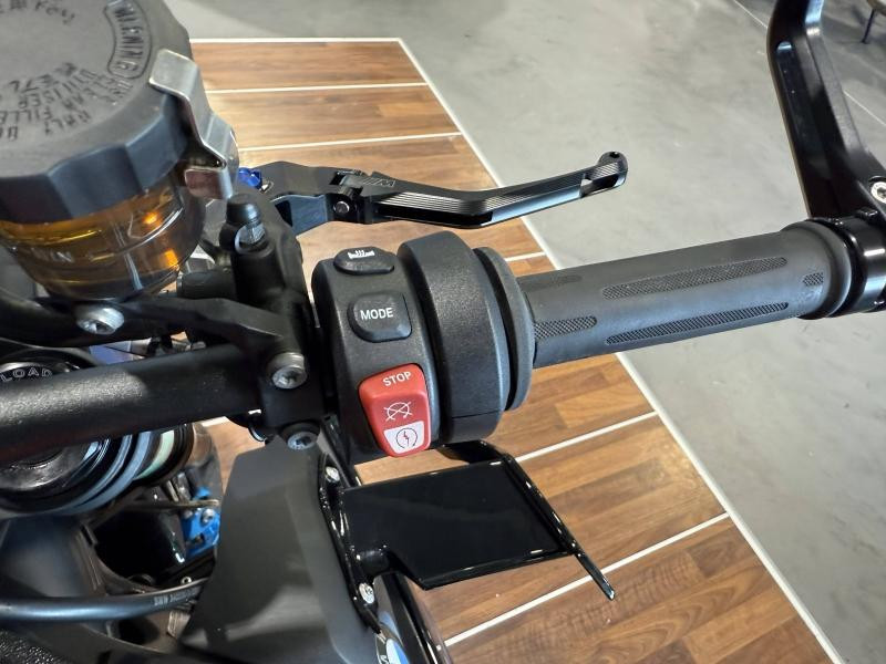 Used BMW M M 1000 R 2023 Black Storm Met / M Motorsport € 21999 in Lesménils