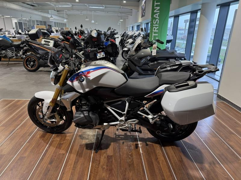 Occasion BMW R R 1250 R 2022 Light White / Racing Blue/ Racing Red 13999 € à Lesménils