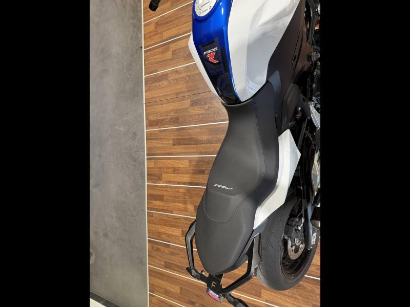 Occasion BMW F F 900 R A2 2022 Style Sport (White, blue metallic, red) 6990 € à Lesménils