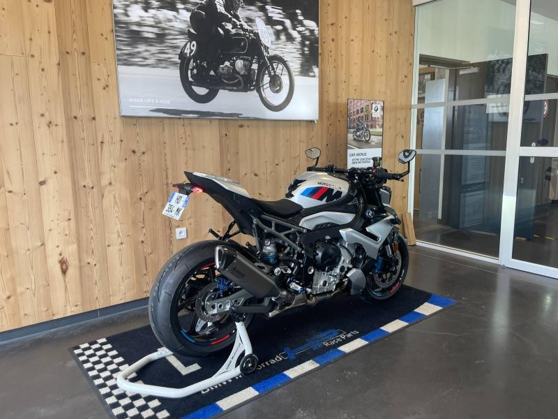Used BMW M M 1000 R 2025 2025 Aluminium Blanc Metallic matt € 25599 in Lesménils