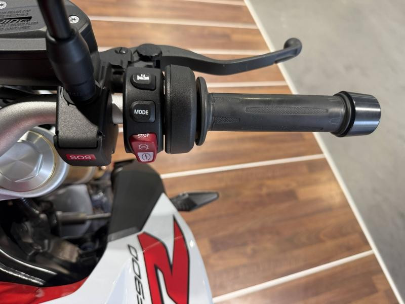 Used BMW F F 900 R A2 2021 Hockenheim Silver Metallic / Racing Red € 7500 in Lesménils