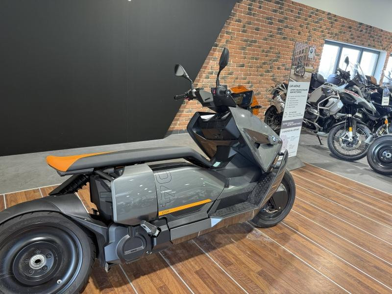 Used BMW C CE04 11kW 2023 Magellan Grey Metallic € 8490 in Lesménils