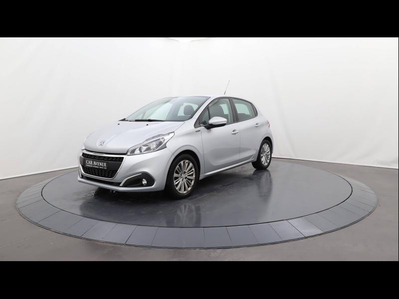 Peugeot 208 1 2 Puretech 82 Signature 5p Carplay Occasion A 10990 Euros Au Garage Car Avenue Store