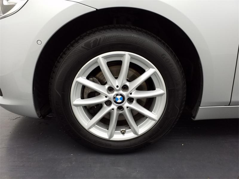 Occasion BMW Série 2 ActiveTourer 216d 116ch Business 2017 Glaciersilber 14990 € à Lesménils