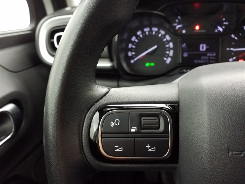 Used CITROEN C3 1.2 PureTech 83ch S&S Shine 2020 Blanc Banquise (O) - Noir Onyx € 10490 in Lesménils