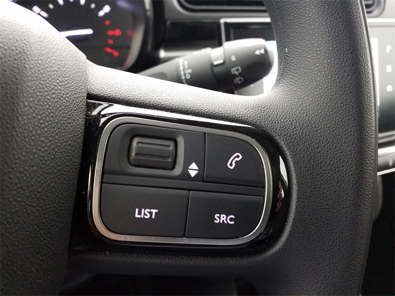 Used CITROEN C3 PureTech 82ch Graphic S&S E6.d 2019 Blanc Banquise - Noir Onyx € 8490 in Lesménils