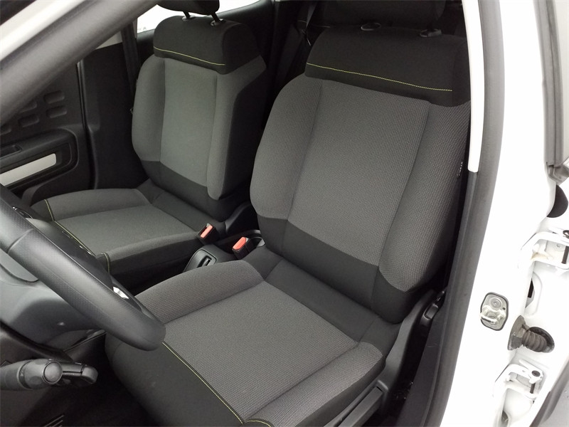 Used CITROEN C3 1.2 PureTech 83ch S&S Feel Pack 2021 Blanc Banquise (O) - Noir Onyx € 9490 in Lesménils