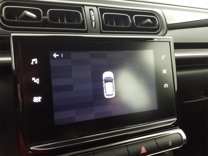 Used CITROEN C3 PureTech 82ch Graphic S&S E6.d 2019 Blanc Banquise - Rouge Aden € 8990 in Lesménils