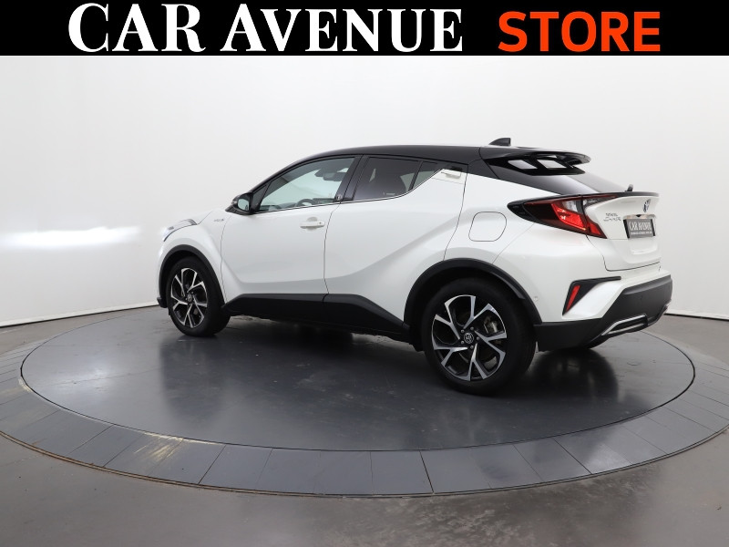 Used TOYOTA C-HR 184h Collection 2WD E-CVT MY22 2021 Blanc Nacré bi-ton € 24990 in Lesménils