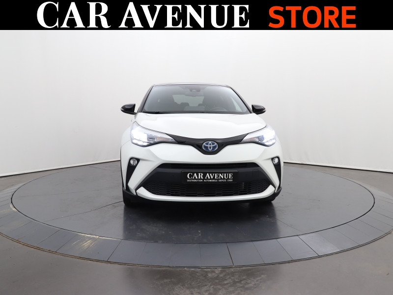 Used TOYOTA C-HR 184h Collection 2WD E-CVT MY22 2021 Blanc Nacré bi-ton € 24990 in Lesménils