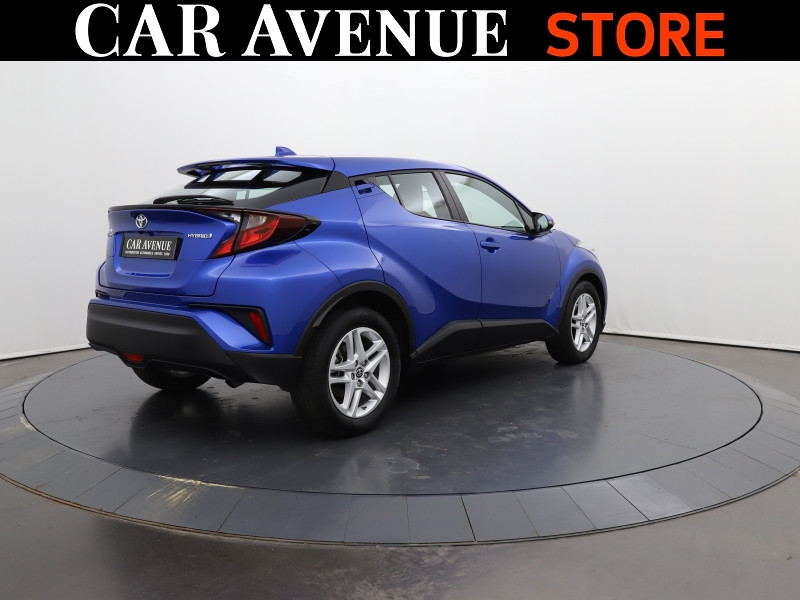 Used TOYOTA C-HR 122h Distinctive 2WD E-CVT MY20 2022 Bleu Nebula bi-ton € 24490 in Lesménils