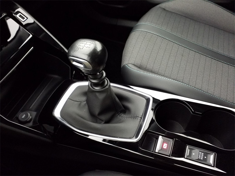 Occasion PEUGEOT 2008 1.2 PureTech 100ch S&S Allure Pack 2022 Blanc banquise (O) 16490 € à Lesménils