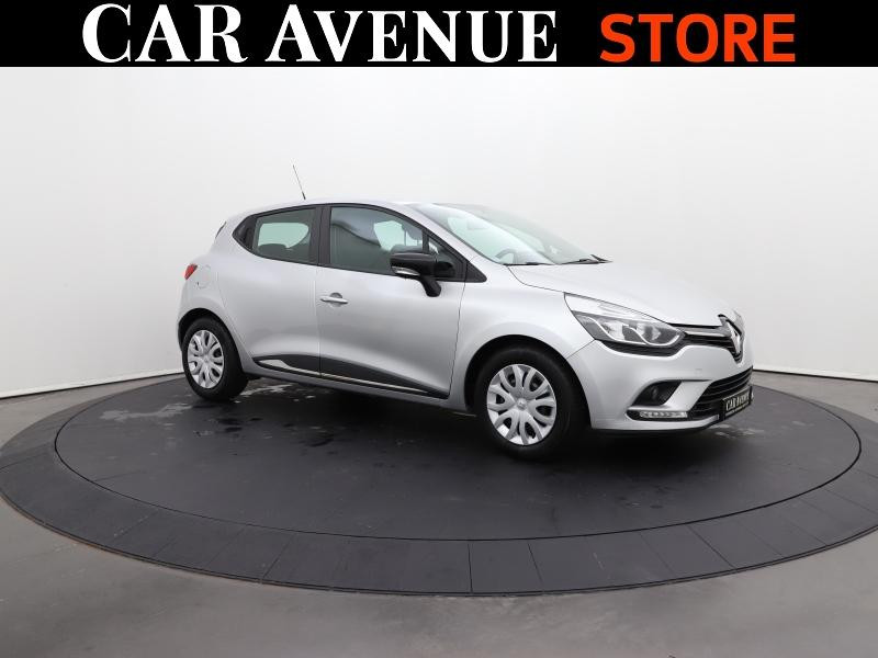 Used RENAULT Clio 1.5 dCi 90ch energy Business 82g 5p 2018 Blanc € 10990 in Lesménils