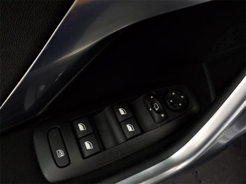 Occasion PEUGEOT 2008 1.2 PureTech 82ch E6.c Allure 2019 Gris Platinium 10990 € à Lesménils