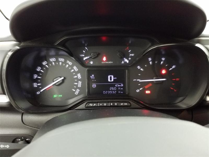 Used CITROEN C3 PureTech 82ch Graphic S&S E6.d 2020 Blanc Banquise - Rouge Aden € 10990 in Lesménils